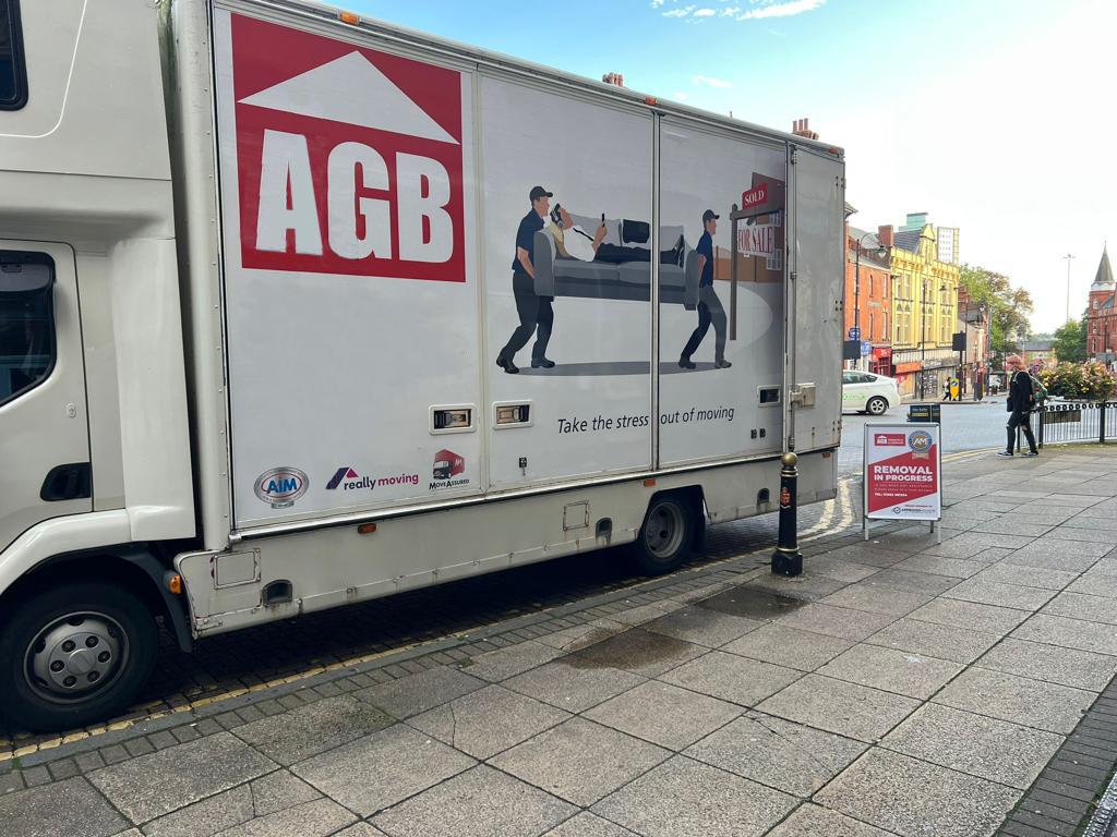 Discover our Premier Wolverhampton Removals companies